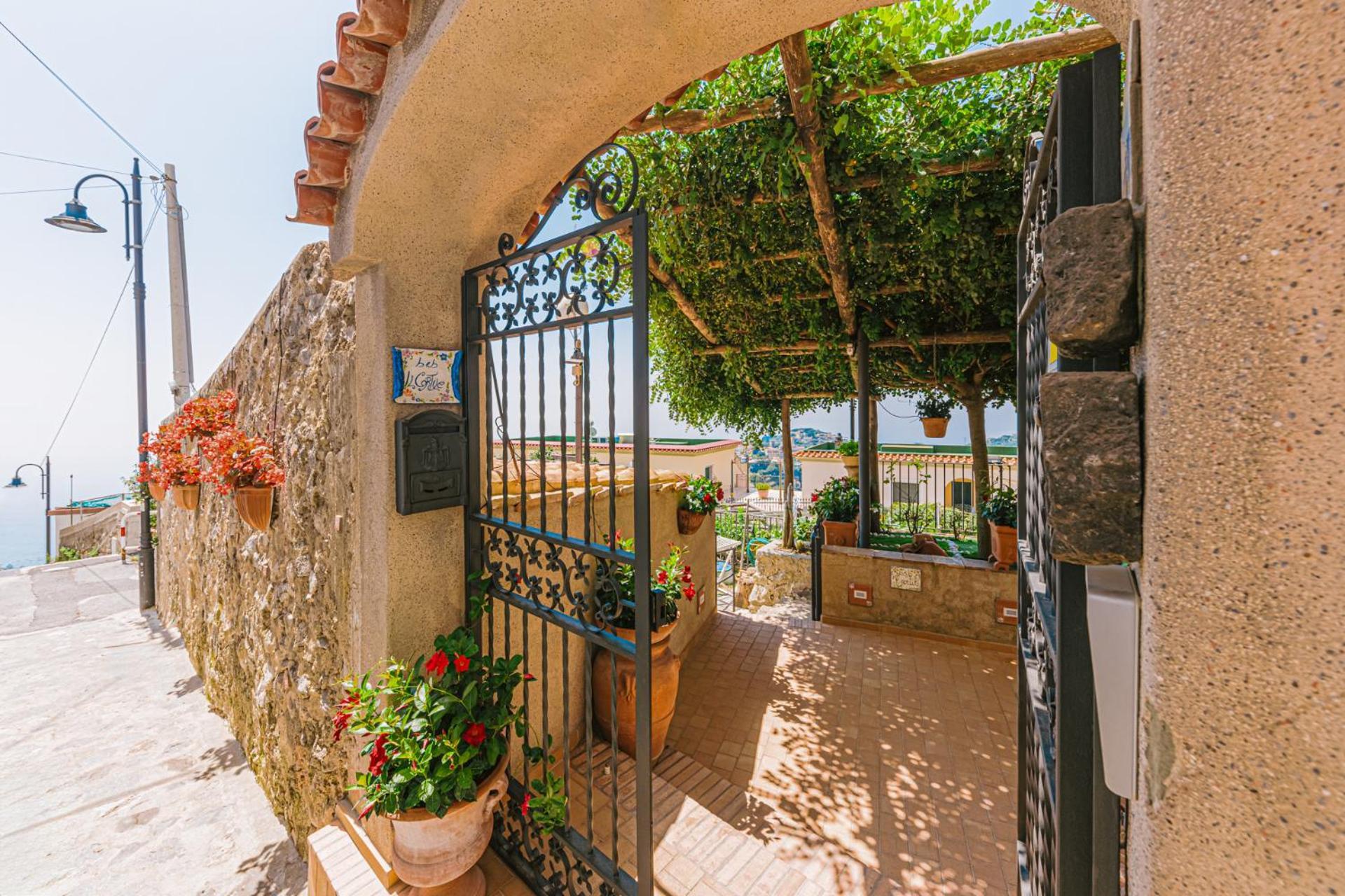 B&B Il Cortile Ravello Exterior photo